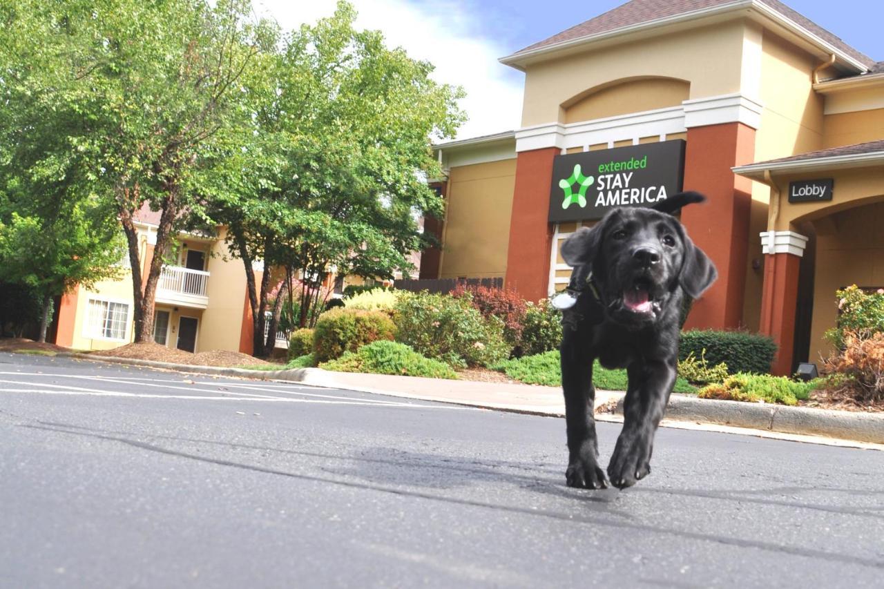 Extended Stay America Suites - Cincinnati - Blue Ash - Kenwood Road Buitenkant foto