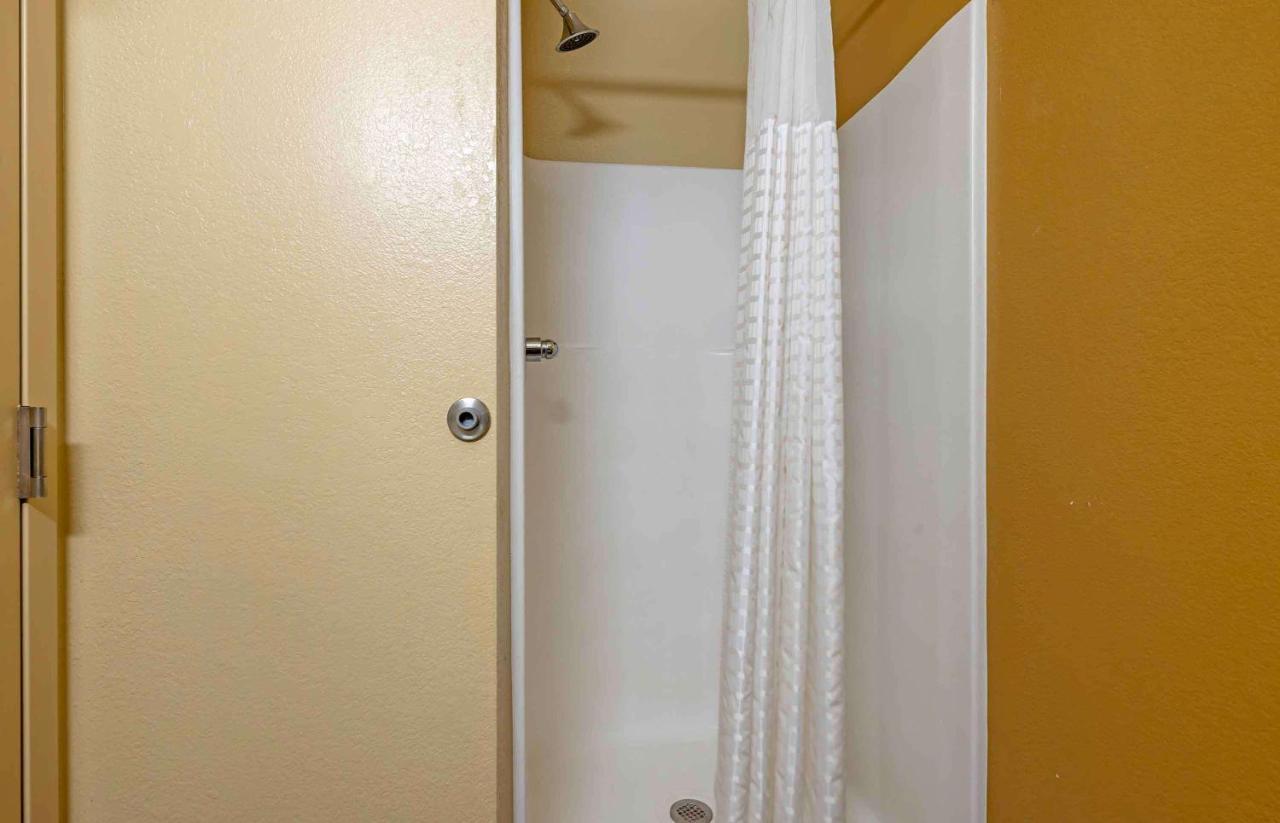 Extended Stay America Suites - Cincinnati - Blue Ash - Kenwood Road Buitenkant foto